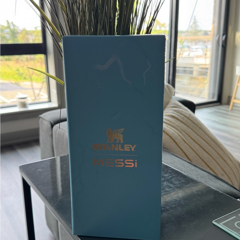 Stanley Messi Teal Box